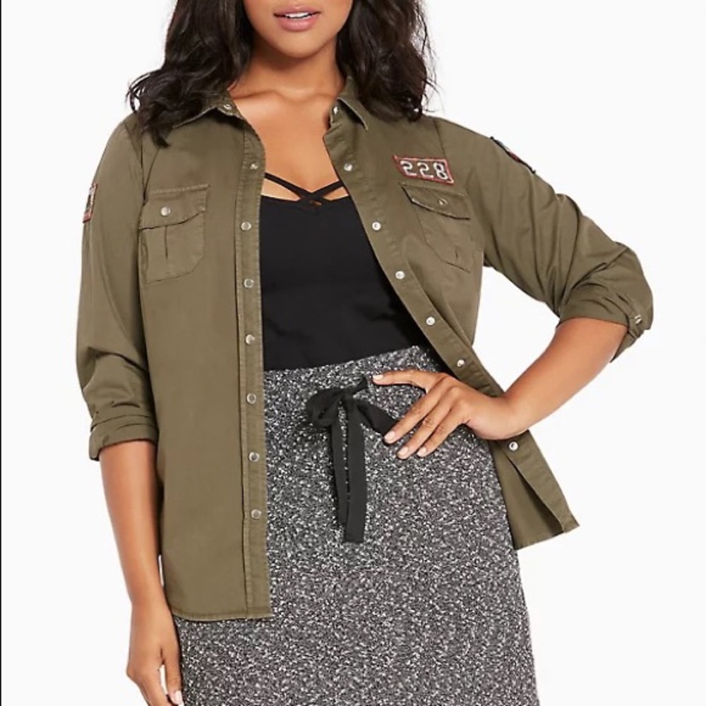 NWT Torrid Camp Shirt